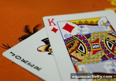 电子游艺厅娱乐活动中的牌九博弈：规则精髓与策略进阶