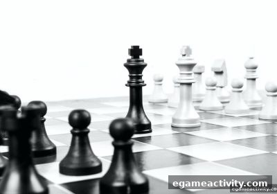 推牌九五子棋全面入门：在电子游艺厅娱乐活动中掌握局势演变与实战分析技巧